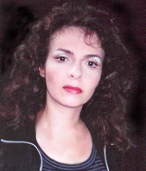 Елена Артамонова