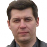 Роман Савенков