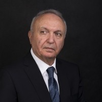 Роберт Енгибарян