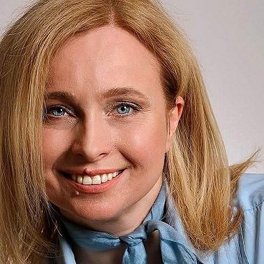 Елена и Мегия Пальчевские: "Мы заглядываем в шкафы друг к другу"