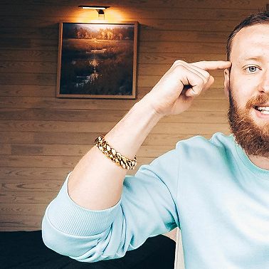 Как начать много зарабатывать? Забудь о больших деньгах, если не сделаешь это!