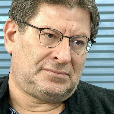 Михаил Лабковский: «Нужно научиться говорить родителям: «Я это дерьмо слушать не хочу»