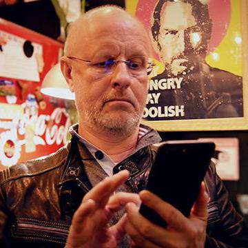 Разбит экран iPhone – что делать?