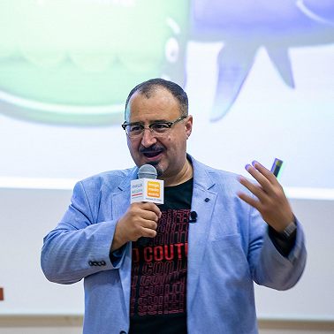 PR-директор. Дмитрий Сидорин, SidorinLab. Миллиард рублей на репутации, 500 человек, и культура отмены